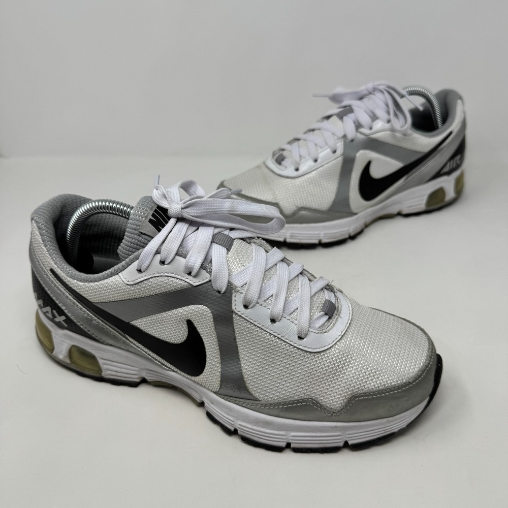 Vintage 09 Nike Air Max Low Top Athletic Sneakers Gray/White Men's Size 9